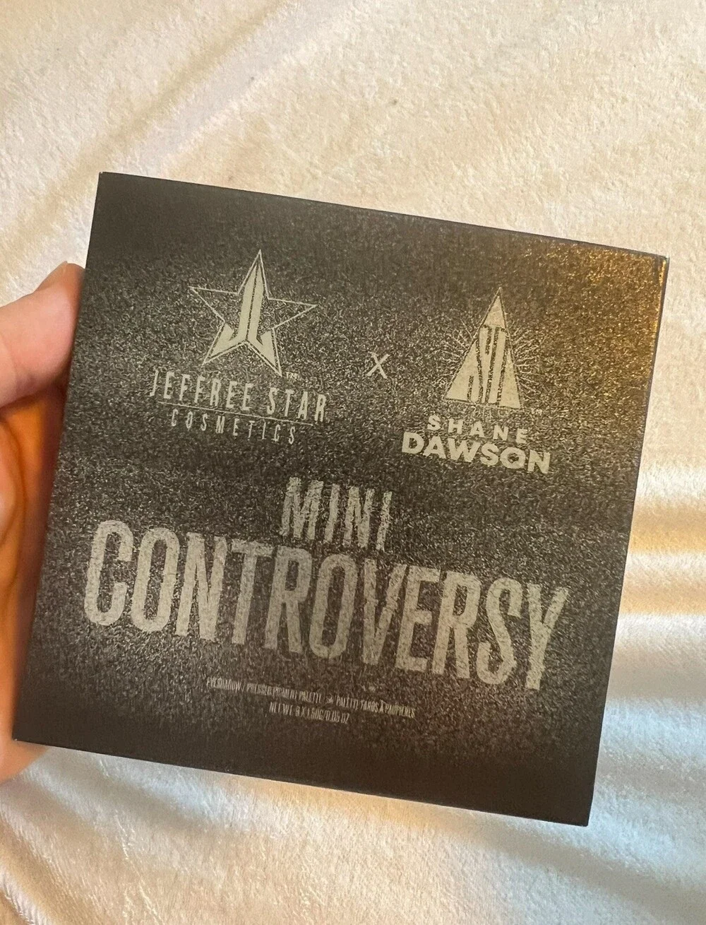 New Jeffree Star x Shane Dawson Mini Controversy Makeup Eyeshadow Palette
